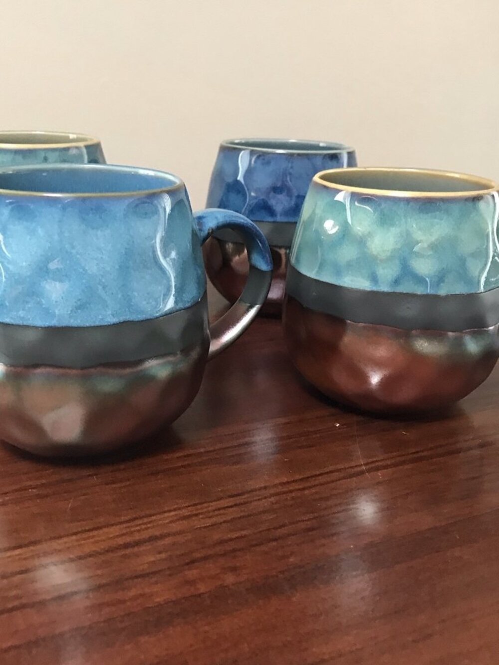 Sarah by Signature Mugs Stoneware Iridescent Copper Blue Hammered Coffee Cup Set